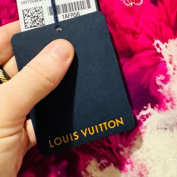 NWTS Louis Vuitton *SOLD OUT* Island Surf T-Shirt - Picture 13 of 14